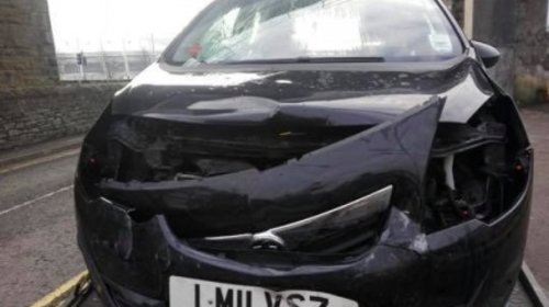 Dezmembram Opel Meriva an 2011