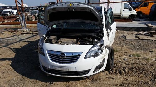 Dezmembram Opel Meriva B