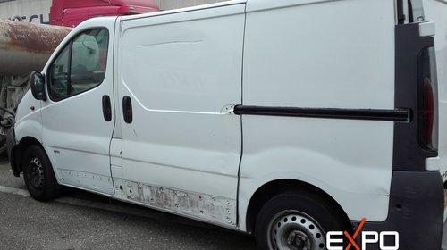 Dezmembram OPEL/VAUXHALL VIVARO 2700 DTI SWB, An 2002