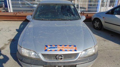 Dezmembram Opel Vectra B , 1.6 i , tip motor 