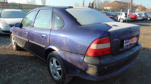 Dezmembram Opel Vectra B , 1.8 benzina , tip motor X18XE1 , fabricatie 1996