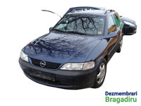 Dezmembram Opel Vectra B [1995 - 1999] wagon 5-usi 1.6 MT (101 hp)