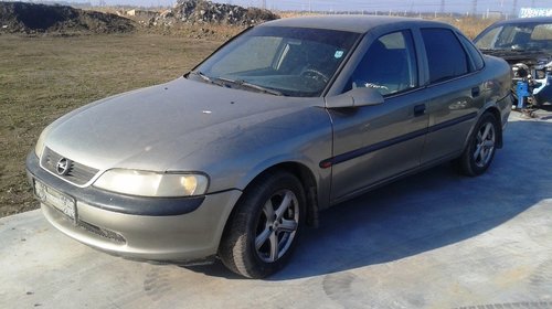 Dezmembram Opel Vectra B - 1996 - 1.6 16v