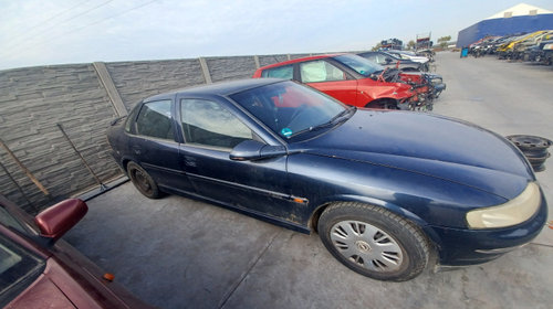 Dezmembram Opel Vectra B [facelift] [1999 - 2002] Sedan 4-usi 1.6 AT (101 hp)