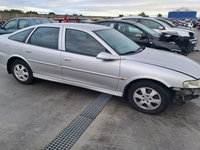 Dezmembram Opel Vectra B [facelift] [1999 - 2002] Hatchback 1.8 MT (125 hp)