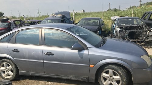 Dezmembram Opel Vectra C 1.9 CDTI