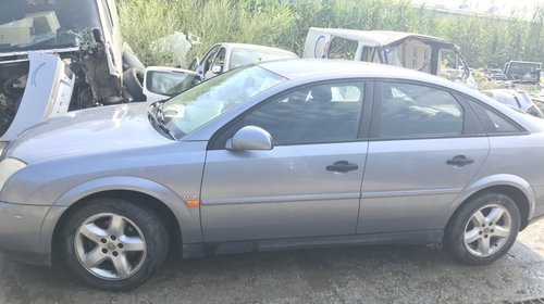 Dezmembram Opel Vectra C 1.9 CDTI