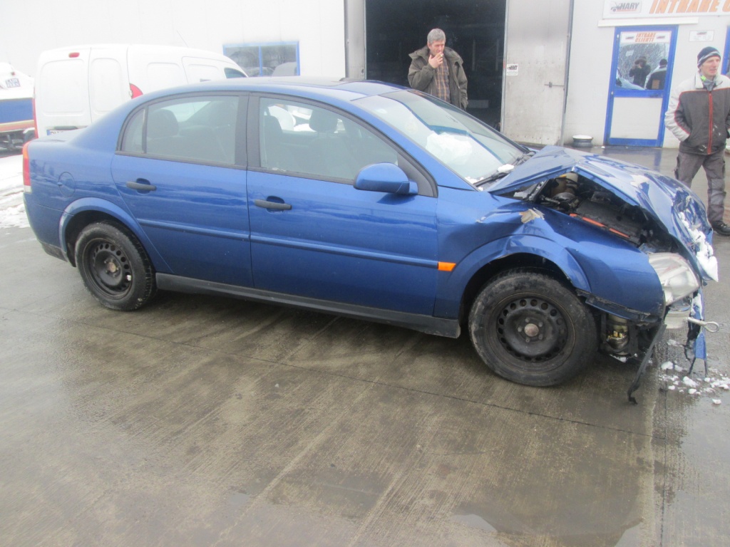Dezmembram opel vectra c 2.2dti 2002
