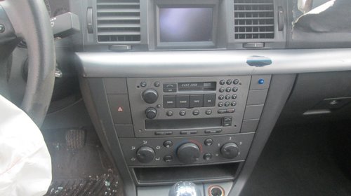 Dezmembram opel vectra c 2.2dti 2002