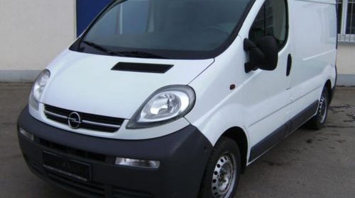 Dezmembram Opel Vivaro