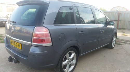 Dezmembram Opel Zafira B 1.9 CDTI16v SRI