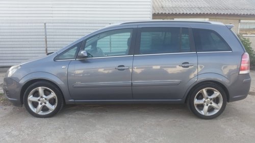 Dezmembram Opel Zafira B 1.9 CDTI16v SRI