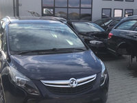 Dezmembram Opel Zafira C 2.0 d an fabr 2013