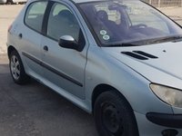 Dezmembram Peugeot 206 , 1.4hdi , 51kw, 70hp , an 2002.