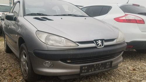 Dezmembram Peugeot 206