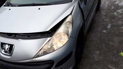 Dezmembram Peugeot 207 1.4 HDI 8HZ