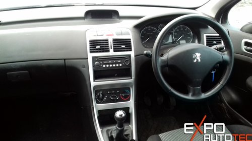 Dezmembram PEUGEOT 307, 1.6 HDI, An 2005