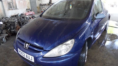 Dezmembram Peugeot 307 2 usi 2.0 benzina