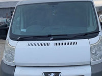 Dezmembram peugeot boxer 2.2 hdi an 2010 cutie manuala