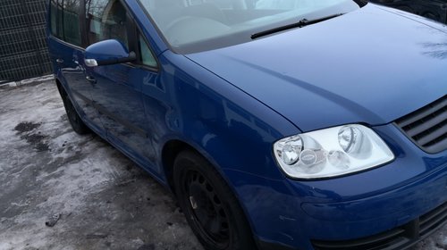 Dezmembram piese dezmembrări vw touran 1.9 t