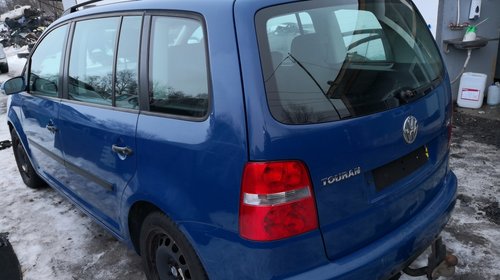 Dezmembram piese dezmembrări vw touran 1.9tdi BKC BXE BLS 105cp