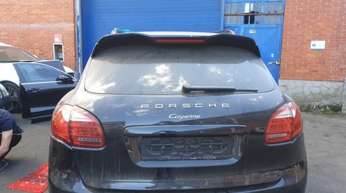 Dezmembram Porsche cayenne 92a 3.0 tdi mcrc volan stanga non facelift