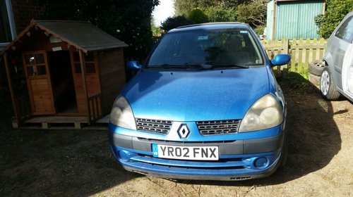 Dezmembram Renault Clio 2 hatchback 1.5 dci