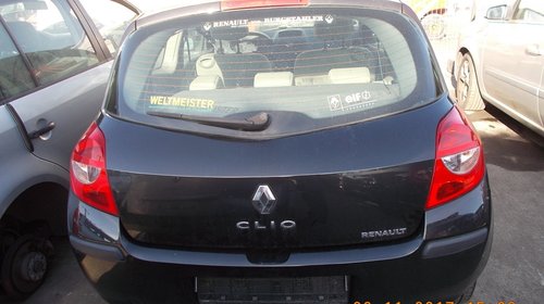 Dezmembram Renault Clio III 1.5DCI , euro 4 , fabricatie 2005
