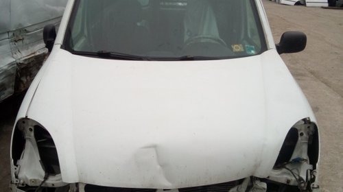 Dezmembram Renault Kangoo 2007 1.5 dci E4