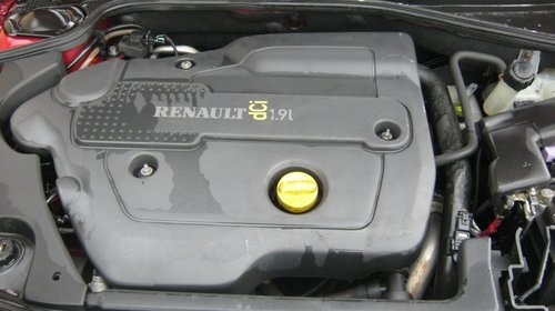 Dezmembram Renault Laguna (2000-)