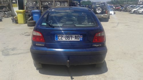 Dezmembram renault megane 1 1.6b an 2001 tip motor KSMA7000