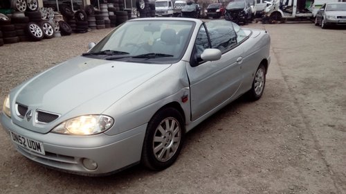 Dezmembram Renault Megane 1 Cabriolet,an fab.2002,1.6 benzina,tip motor<K4M700,79 kw,107 cp