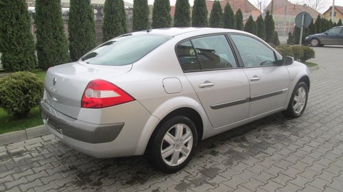 Dezmembram Renault Megane 2 - Sedan