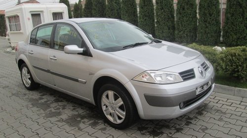 Dezmembram Renault Megane 2 - Sedan