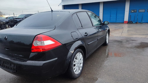 Dezmembram Renault Megane 2