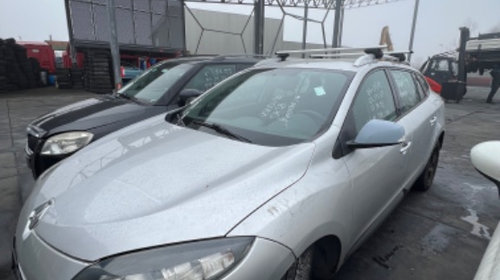 Dezmembram Renault Megane 2013