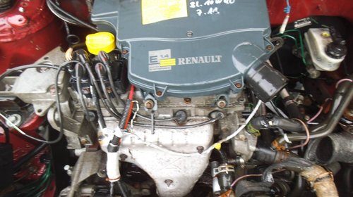 Dezmembram renault megane din 1999-1,4 benzina