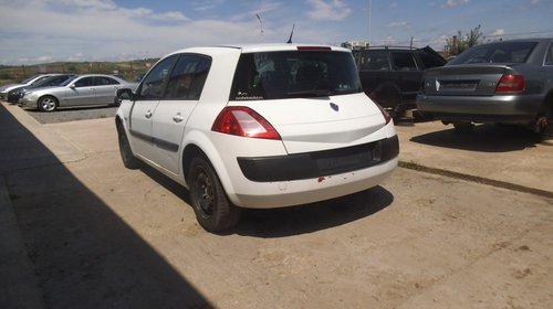 Dezmembram renault megane din 2003-1,5 dci