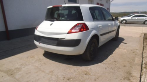 Dezmembram renault megane din 2003-1,5 dci