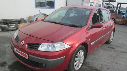 Dezmembram Renault Megane II Hatchback, motor 1.9DCi