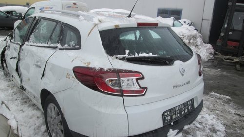 Dezmembram Renault Megane III 1.5 dci fabricatie 2011