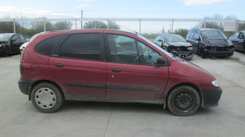 Dezmembram renault megane scenic 1.9dti-1998