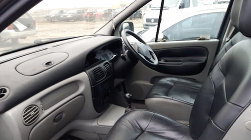 Dezmembram Renault Megane Scenic RX4 1 9 DCI