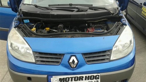 dezmembram renault scenic,1,5 dci,euro 3 din 2004