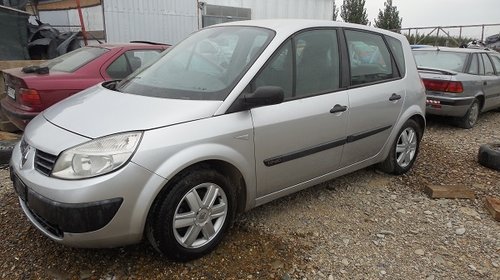 Dezmembram Renault Scenic 1.9Dci An 2005