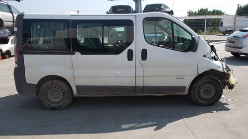 Dezmembram Renault Trafic din 2002, motor 1.9D