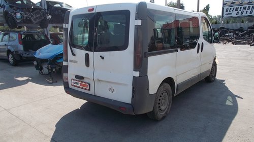 Dezmembram Renault Trafic din 2002, motor 1.9D