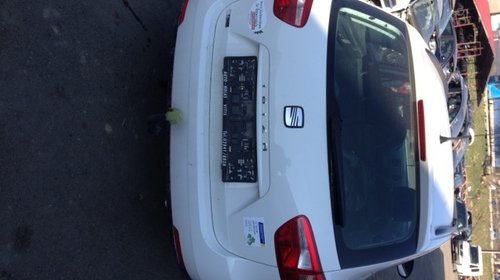 Dezmembram Seat Ibiza 1.6 Tdi 2010