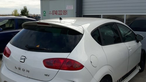 Dezmembram seat leon 1p an 2012