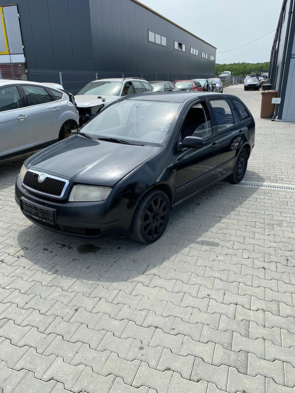 Dezmembram Skoda Fabia 1,1.4 MPI an fabr 2003